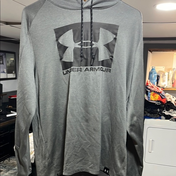 Under Armour Charcoal Long Sleeve Hoodie - Picture 1 of 1